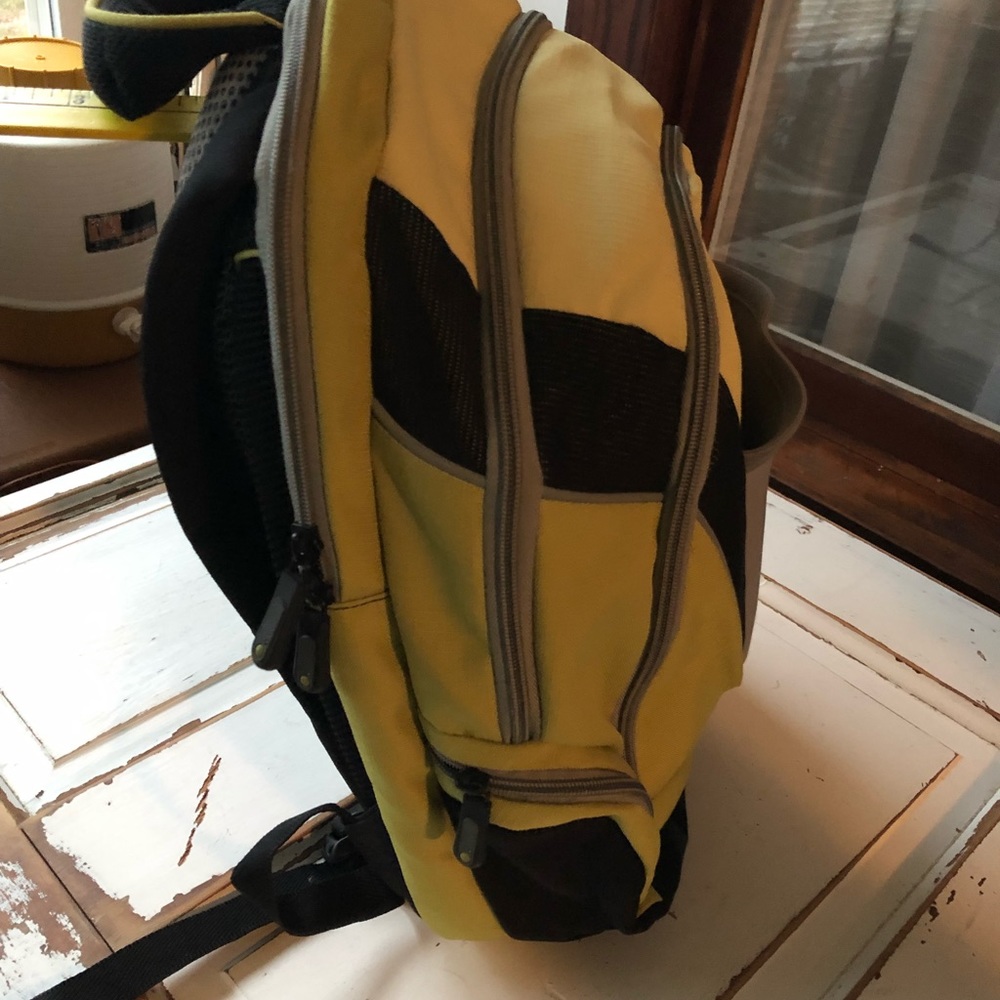 Samsonite Back Pack - Picture 7 of 7